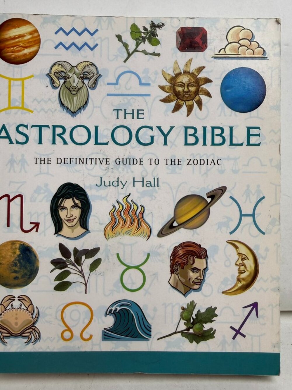 The Astrology Bible Definitive Guide to the Zodiac Judy Hall Paperback PB Book
